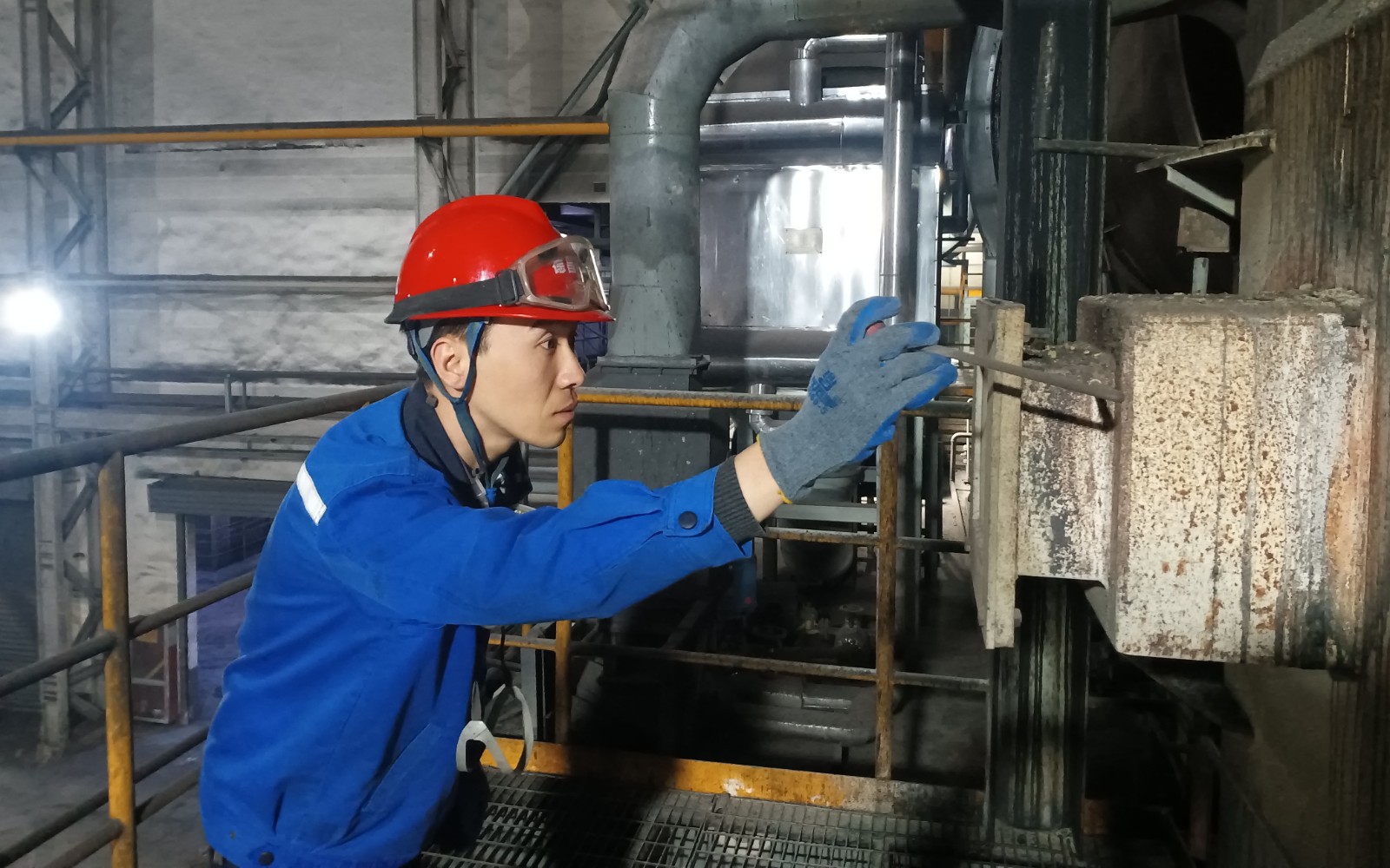 170969029590111999Q4.jpg 焦秦秦.jpg