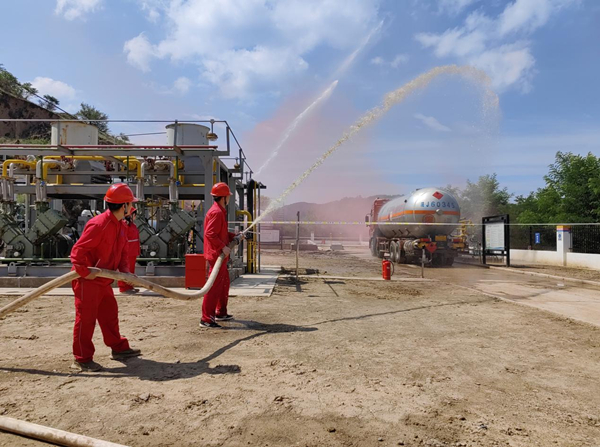 1719277534582038h1vw.jpg 綜合應急演練現(xiàn)場 (1)_副本.jpg