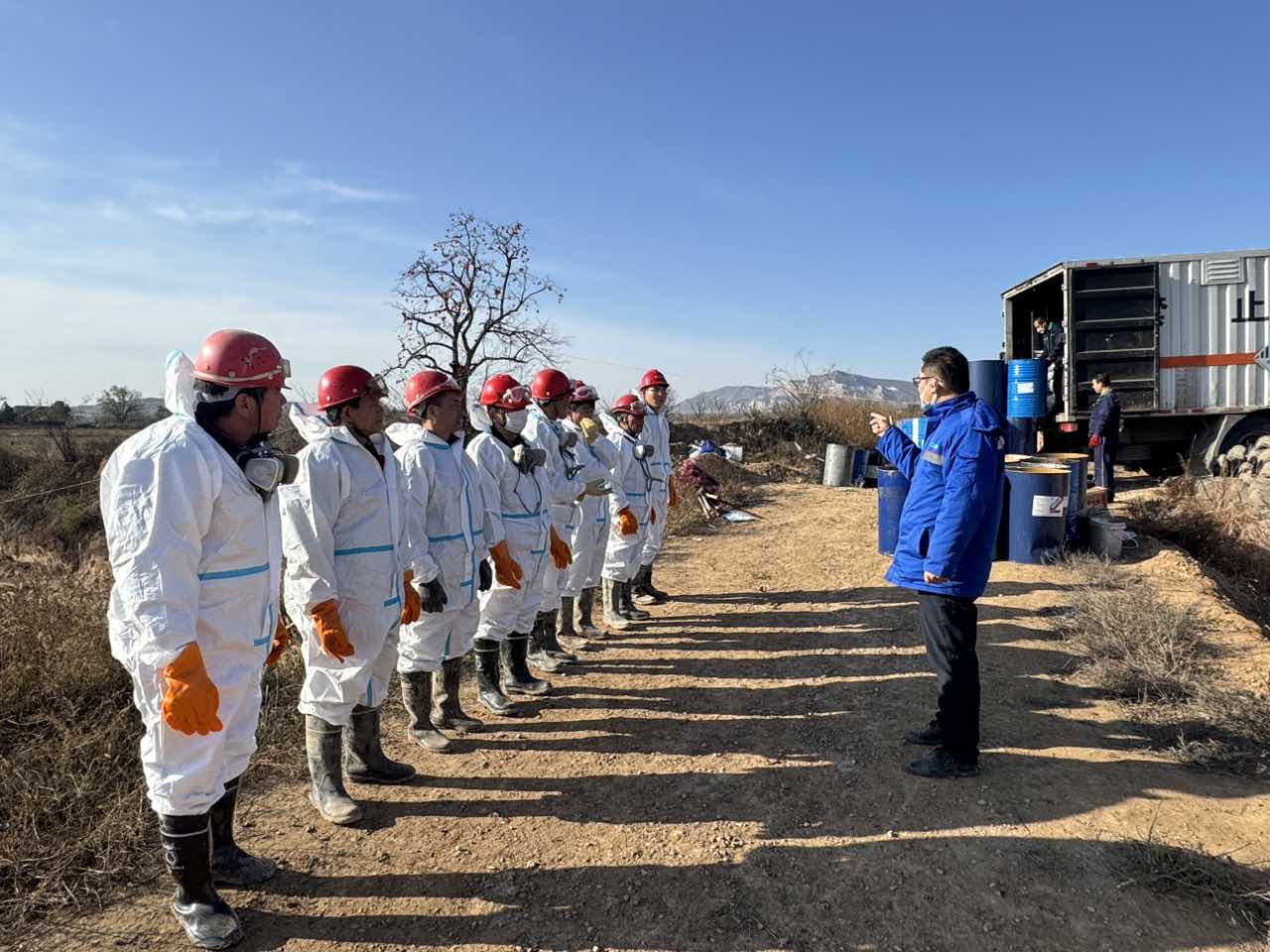 1732849213187110sSl3.jpg 應急照片.JPG